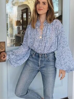Thierry Colson floral print blouse features a mock neck and voluminous long